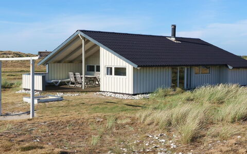 Stian - 200M from the Sea: Cubrir Con Paja, Cabaña, Casa, Techo, Casa, Casa De Campo, \Choza, Inmuebles, Pueblo