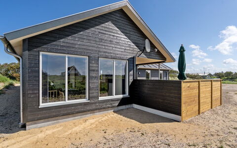 Alvhild - from the Sea: Madera, Techo, Arquitectura, Casa, Casa, Cabaña, Vía Muerta, Madera Dura, Pendiente, Inmuebles