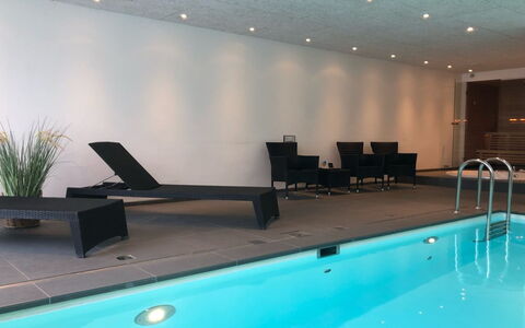 Ancel - 1.7Km from the Sea: Piscina, Mueble Para Exteriores, Mueble, Recurso, Losa, Eco Hotel, Sombra, Silla, Ocio, Inmuebles
