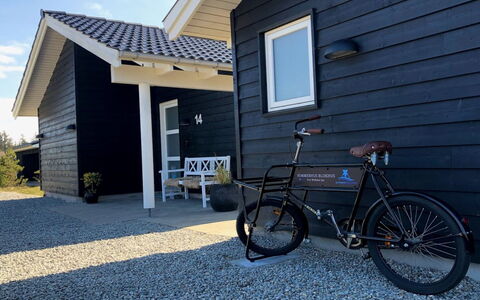 Ancel - 1.7Km from the Sea: Piscina, Mueble Para Exteriores, Mueble, Recurso, Losa, Eco Hotel, Sombra, Silla, Ocio, Inmuebles