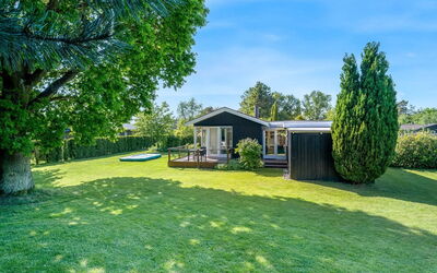 Lirita - 700M from the Sea