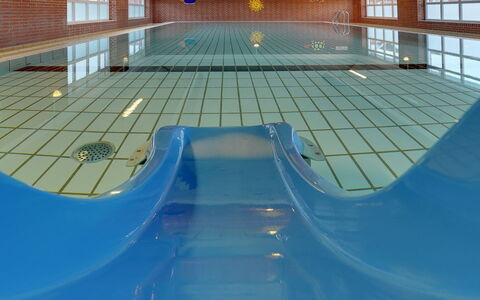 Fraya - 2.3Km from the Sea: Edificio, Casa, Ventana, Casa, Techo, Barrio Residencial, Arbusto, Cabaña, El Terreno Del Lote