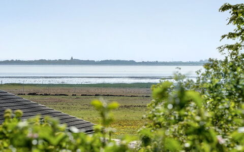 Iiro - 2.5Km from the Sea: Cielo, Azul, Agua, Los Recursos Hídricos, Cuerpo De Agua, Paisaje Natural, Horizonte, Ecorregión, Costeras Y Los Accidentes Geográficos Oceánico, Banco