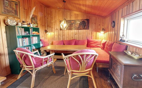 Dalia - 200M from the Sea