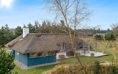 Kenny - 1.2Km from the Sea