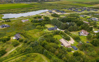 Pasi - 1.2Km from the Sea