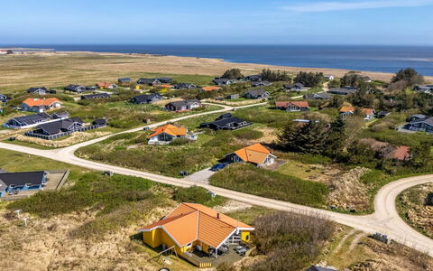 Midja - 800M from the Sea: Cabaña, Cobertizo, \Choza, Casa De Campo, Pradera, Choza, Granero, Cuarto De Troncos, Edificios Del Jardín