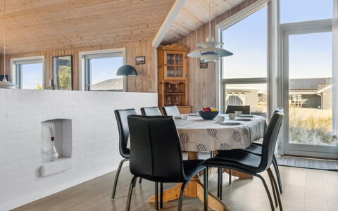 Øde - 350M from the Sea: Cabaña, Cobertizo, \Choza, Casa De Campo, Pradera, Choza, Granero, Cuarto De Troncos, Edificios Del Jardín