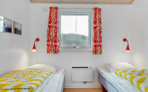 Galena - 100M from the Sea: Habitación, Pintar, Lecho, Cama, Linos, La Luz Del Día, Marco De La Cama, Sábana