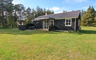 Thekla - 3Km from the Sea