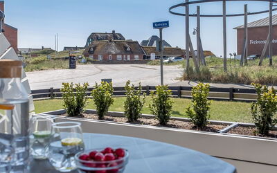 Jano - 100M from the Sea