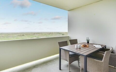 Anedorte - 50M from the Sea: Techo, Casa, Casa, Cabaña, Puerta, Vía Muerta, Cubierta, Porche, Tablón, Madera Dura