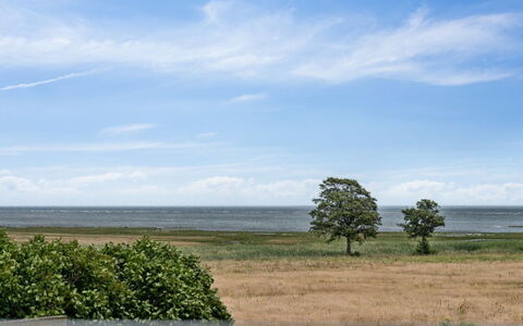 Amely - 500M from the Sea: Cielo, Azul, Tiempo De Día, Nube, Horizonte, Hierba, Paisaje Natural, Pradera, Ecorregión, Llanura