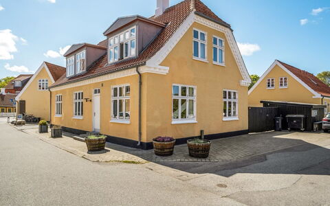 Fria - 500M from the Sea