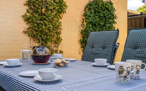 Fria - 500M from the Sea: 