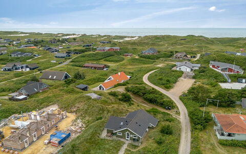 Finnja - 400M from the Sea: Casa, Techo, Casa, Cabaña, Cobertizo, Edificios Del Jardín, Vía Muerta, Yarda, Cuarto De Troncos, \Choza