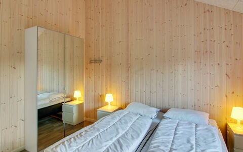 Ethel - 1.5Km to the Fjord: Piso, Madera, Suelo, Diseño De Interiores, Techo, Habitación, Habitación, Encendiendo, Cama, Mueble