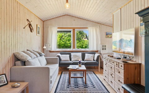 Ludvika - 350M from the Sea: Casa, Cabaña, Porche, Vía Muerta, Casa De Campo, Estructura Al Aire Libre
