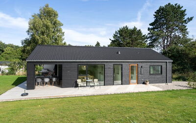 Jord - 1.4Km from the Sea