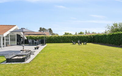 Dyrken - 200M from the Sea