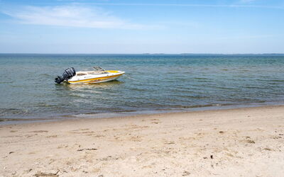 Nera - 10M from the Sea