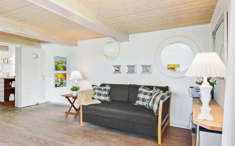 Ajo - 2Km from the Sea: Mueble, Diseño De Interiores, Piso, Suelo, Sofá, Madera, Suelos De Madera, Techo, Habitación, Sala