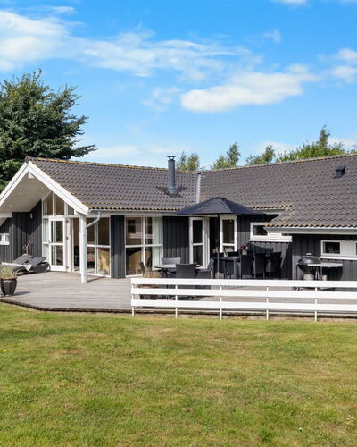 Ønevus - 550M from the Sea