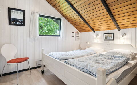 Elisej - 100M from the Sea: Madera, Habitación, Cama, Casa, Diseño De Interiores, Mueble, Casa, Techo, Suelo, Marco De La Cama