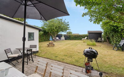 Truels - 2Km from the Sea