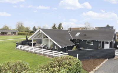 Hansa - 900M from the Sea