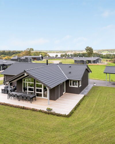 Rathulf - 500M from the Sea