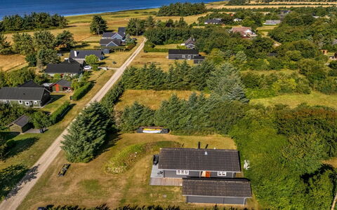 Engeline - 300M to the Fjord: Paisaje, Barrio Residencial, Techo, El Terreno Del Lote, Casa, Llanura, Vista Panorámica, Área Rural, Asentamientos Humanos, Fotografía Aérea