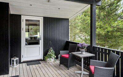 Emeline - 1.7Km from the Sea