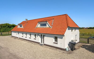 Ailke - 2Km to the Fjord