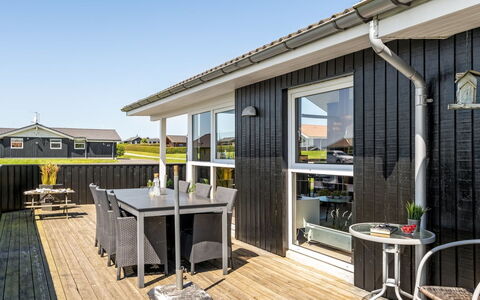 Samuil - 300M to the Fjord: Casa, Techo, Casa, Cabaña, Cobertizo, Edificios Del Jardín, Vía Muerta, Yarda, Cuarto De Troncos, \Choza