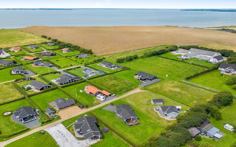 Lucio - 350M to the Fjord: Casa, Techo, Casa, Cabaña, Cobertizo, Edificios Del Jardín, Vía Muerta, Yarda, Cuarto De Troncos, \Choza