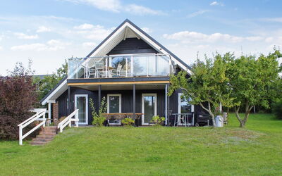 Rawald - 200M from the Sea