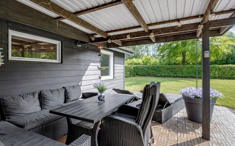 Sunja - 450M from the Sea: Tiempo De Día, Edificio, Área Urbana, Área Metropolitana, Ciudad, Departamento, Barrio, Metrópoli, Rascacielos