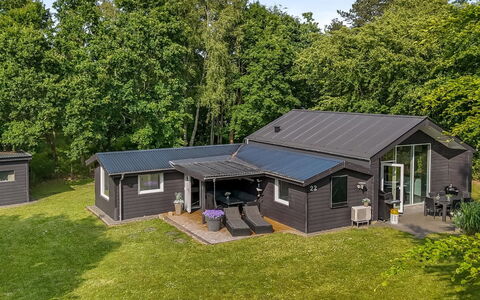 Sunja - 450M from the Sea: Tiempo De Día, Edificio, Área Urbana, Área Metropolitana, Ciudad, Departamento, Barrio, Metrópoli, Rascacielos