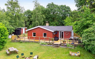 Reika - 1Km from the Sea