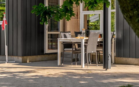 Barne - 4Km from the Sea: 