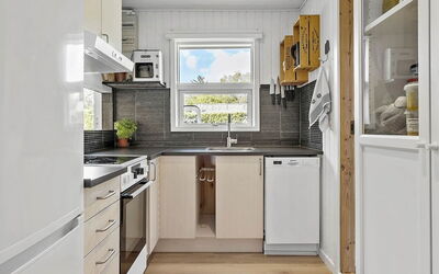 Kjartan - 1.2Km from the Sea
