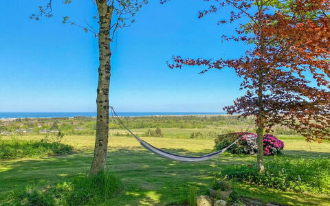 Nella - 1.2Km from the Sea: Cabaña, Casa, Casa, Techo, Porche, Inmuebles, Vía Muerta, Edificios Del Jardín, Casa De Campo, Yarda