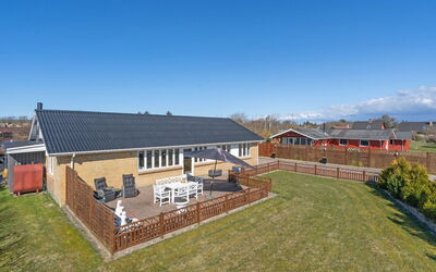 Bitta - 500M from the Sea