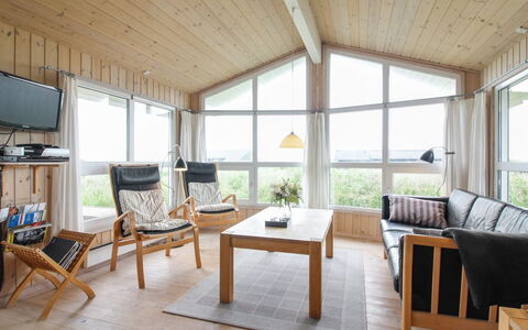 Fanija - 200M from the Sea: Mueble, Diseño De Interiores, Madera, Techo, Suelo, Piso, Casa, Habitación, Sala, Silla