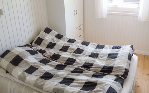 Gerlef - 382M from the Sea: Habitación, Linos, Sábana, Lecho, Textil, Cama, Suelo, Piso, Mueble, Diseño De Interiores