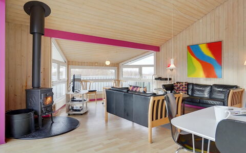 Hava - 450M from the Sea: Diseño De Interiores, Madera, Mueble, Techo, Piso, Suelo, Habitación, Sala, Casa, Suelos De Madera