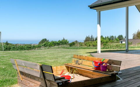 Swarthofthi - 1.5Km from the Sea: Madera, El Terreno Del Lote, Ocio, Jardín, Madera Dura, Tablón, Manchas De Madera, Mueble Para Exteriores, Patio Interior, Maderas