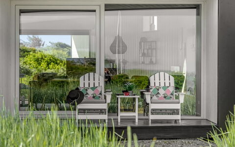 Vilda - 416M from the Sea: Mueble, Diseño De Interiores, Silla, Casa, Mueble Para Exteriores, Jardín, Maceta, Planta De Casa, Estructura Al Aire Libre, Patio