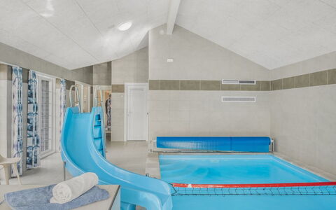 Damita - 350M from the Sea: Madera, Casa, Porche, Cubierta, Madera Dura, Techo, Manchas De Madera, Suelos De Madera, Eco Hotel